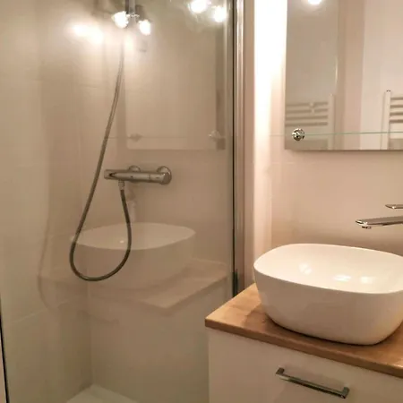 - Le 7 - Joli Divisible, Classe 2 Etoiles Mae-4514 Apartment *